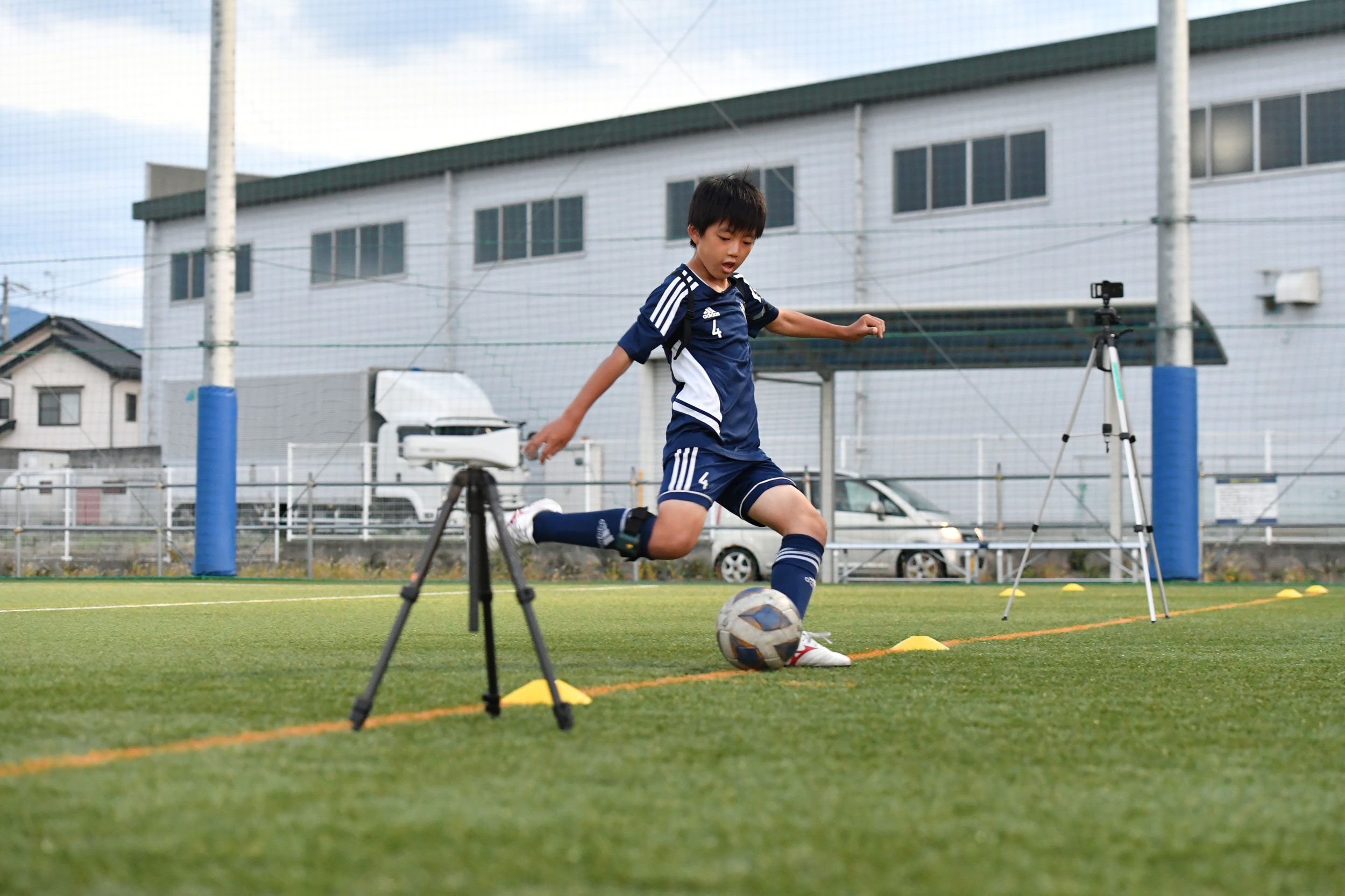 【第2回】松本山雅FCジュニアとの試行錯誤｜M-tracerに蓄積された「正しい」サッカー の動作 。選手のプレーが改善できる理由。